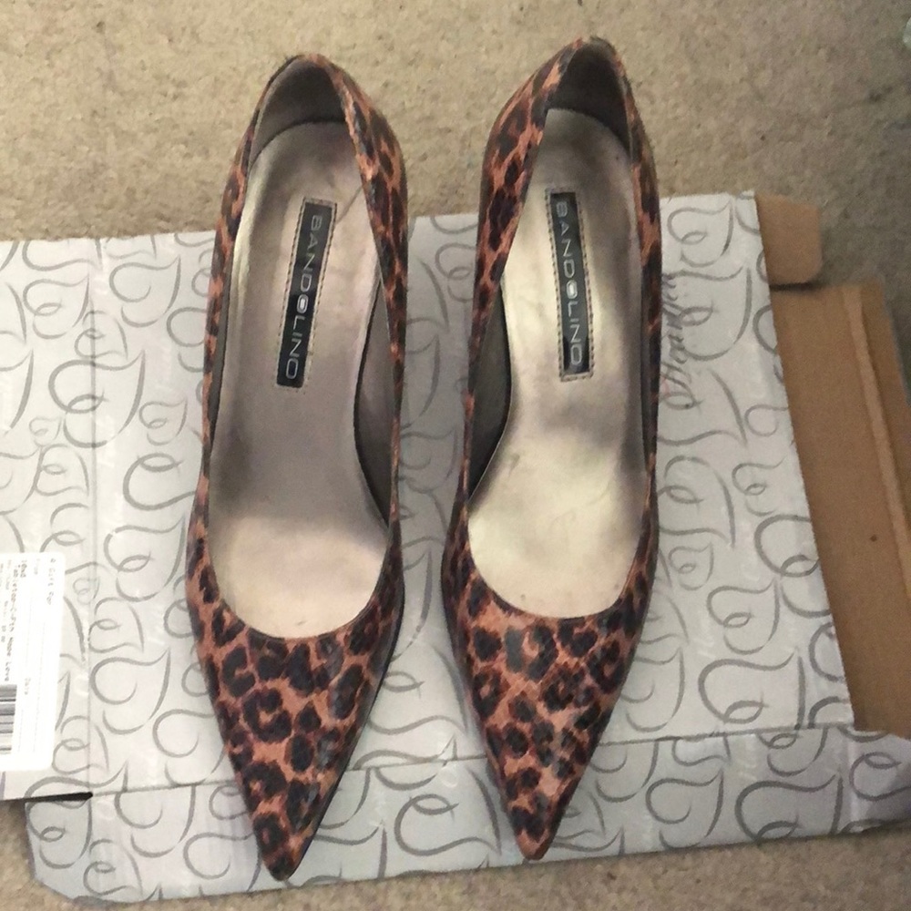 Kitten heel
